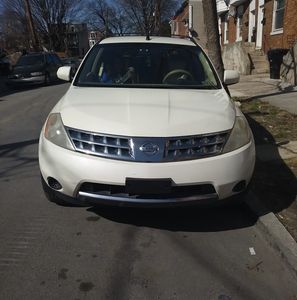 Meet your Posher, Lino